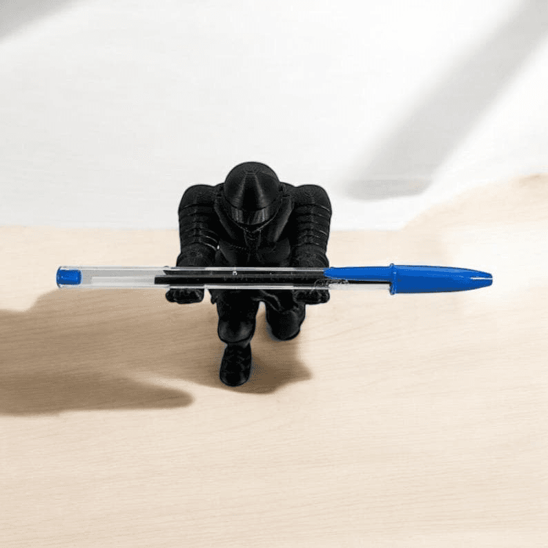 Medieval Knight Pen Holder – Armored Warrior Desk Decor