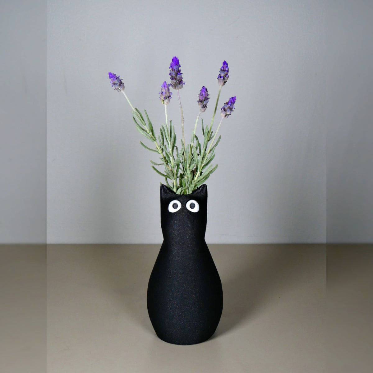 Minimalist Black Cat Silhouette Vase | Modern Home Decor