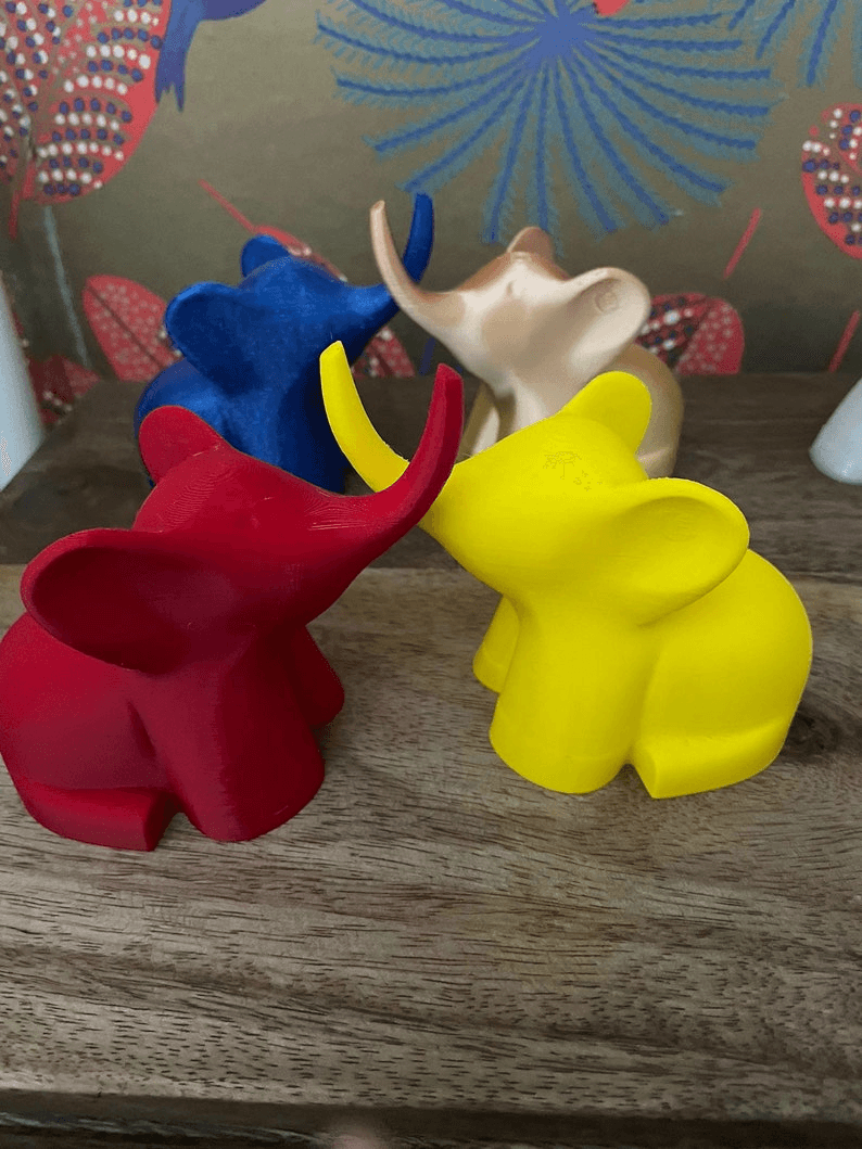 Playful Elephant Ring Holder & Jewellery Dish