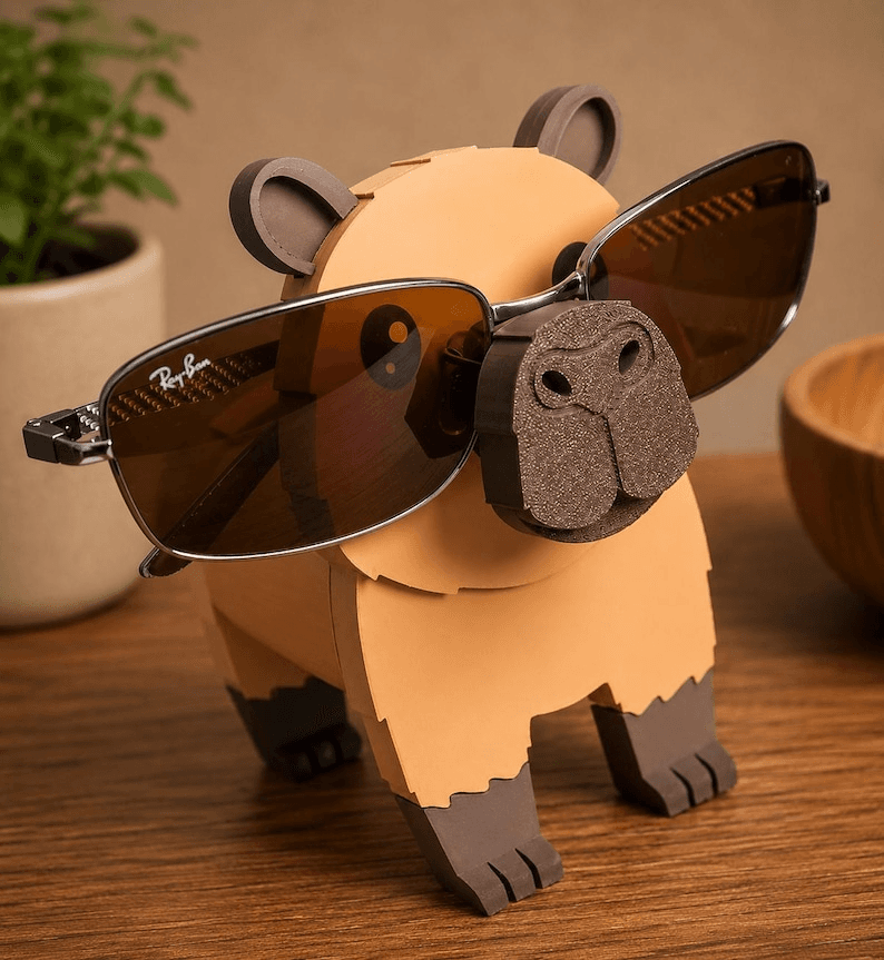 Capybara Glasses Holder – Pixel-Style Animal Desk Stand