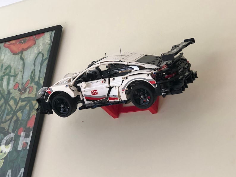 STL Wall Mount for Porsche-Inspired LEGO Technic Display