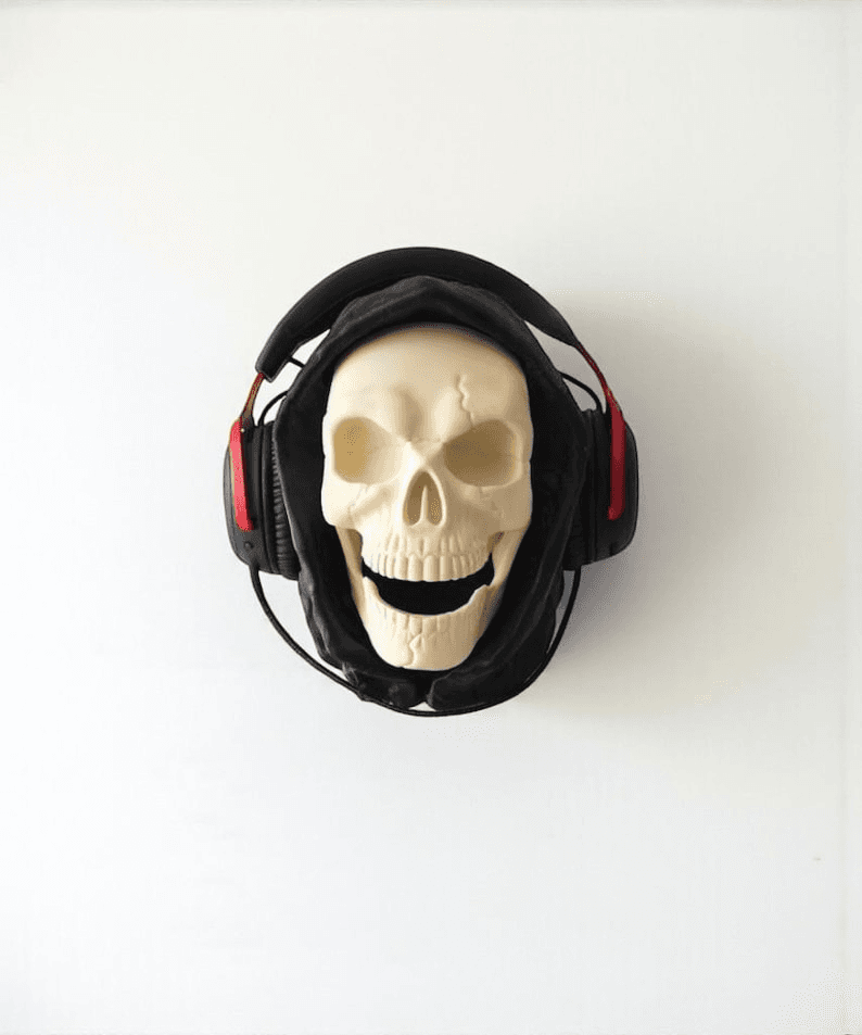 Skull Headphone & Skeleton Hand Controller Wall Mount