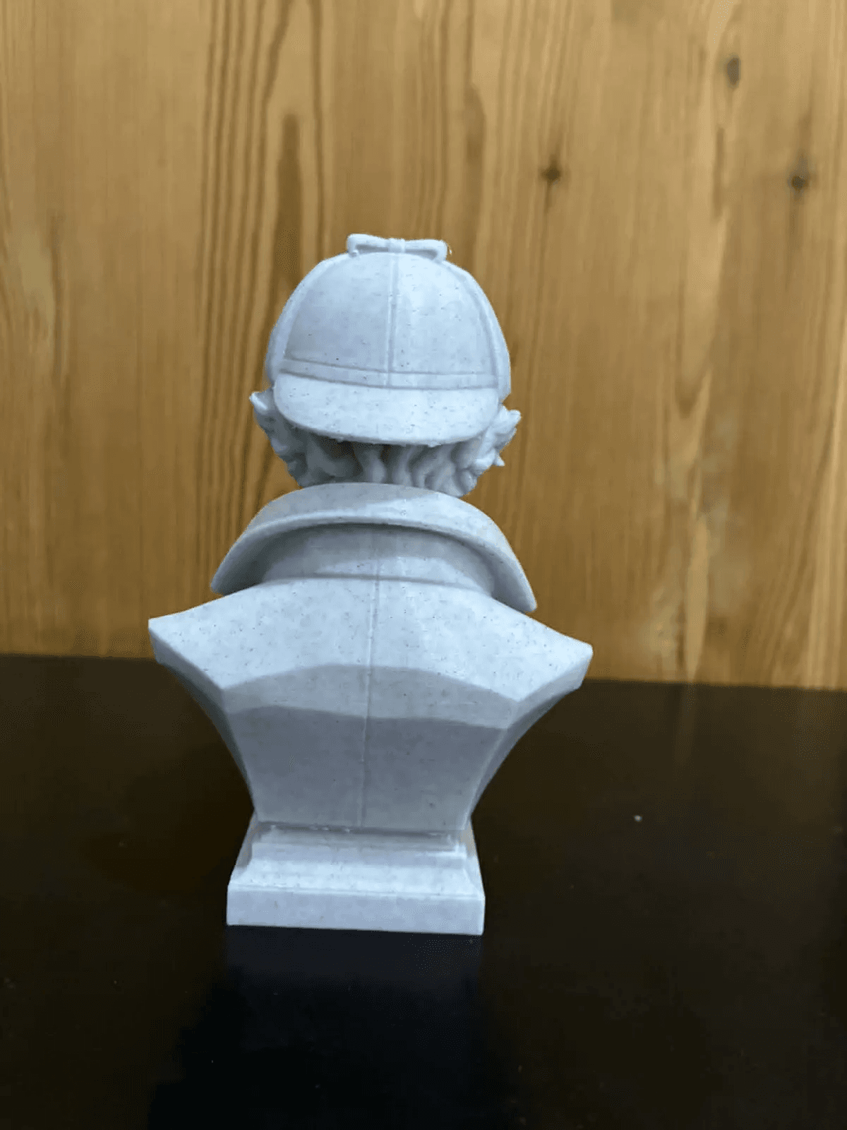 Sherlock Holmes Inspired Bust Figurine | Pipe & Deerstalker