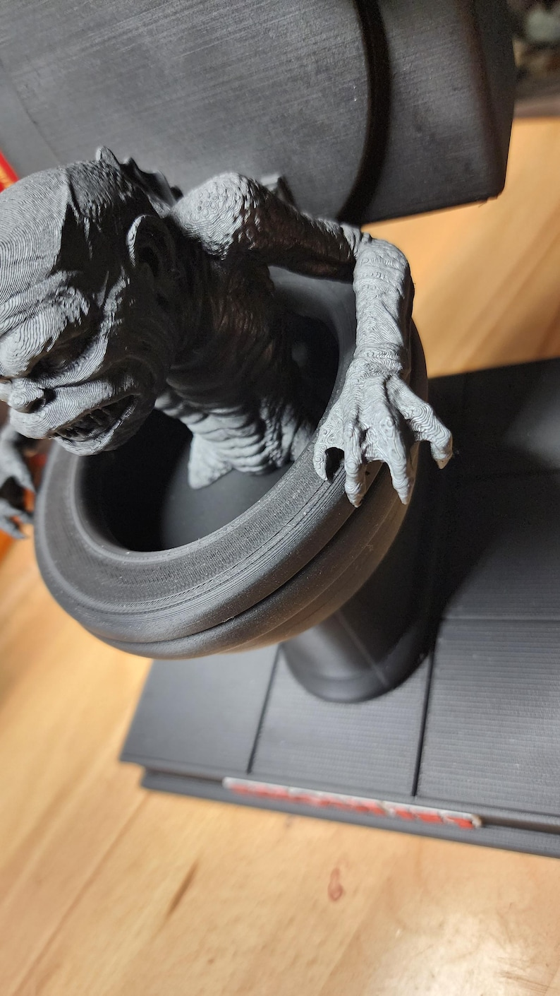 Ghoulies-Inspired Green Monster Statue | Horror Fan Figurine