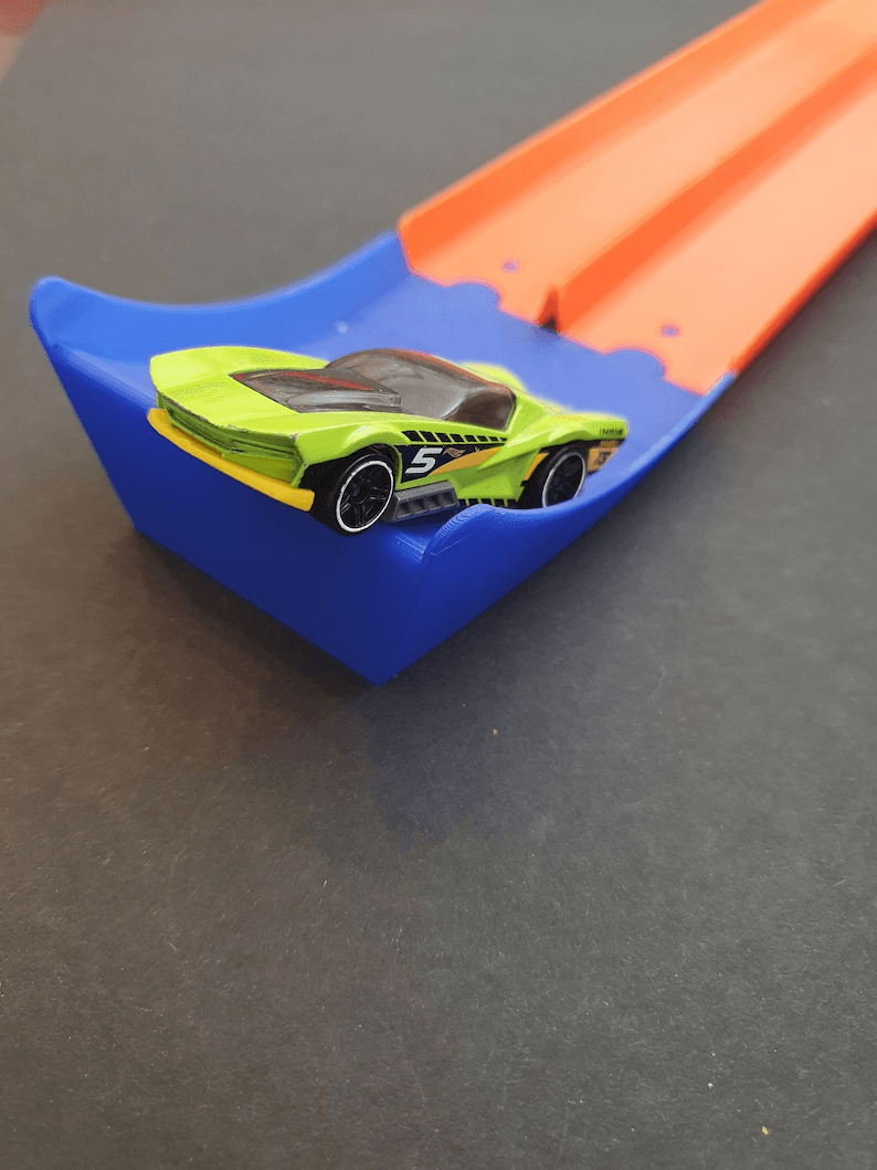 Dual Lane Monster Truck Ramp – No Divider Track Booster