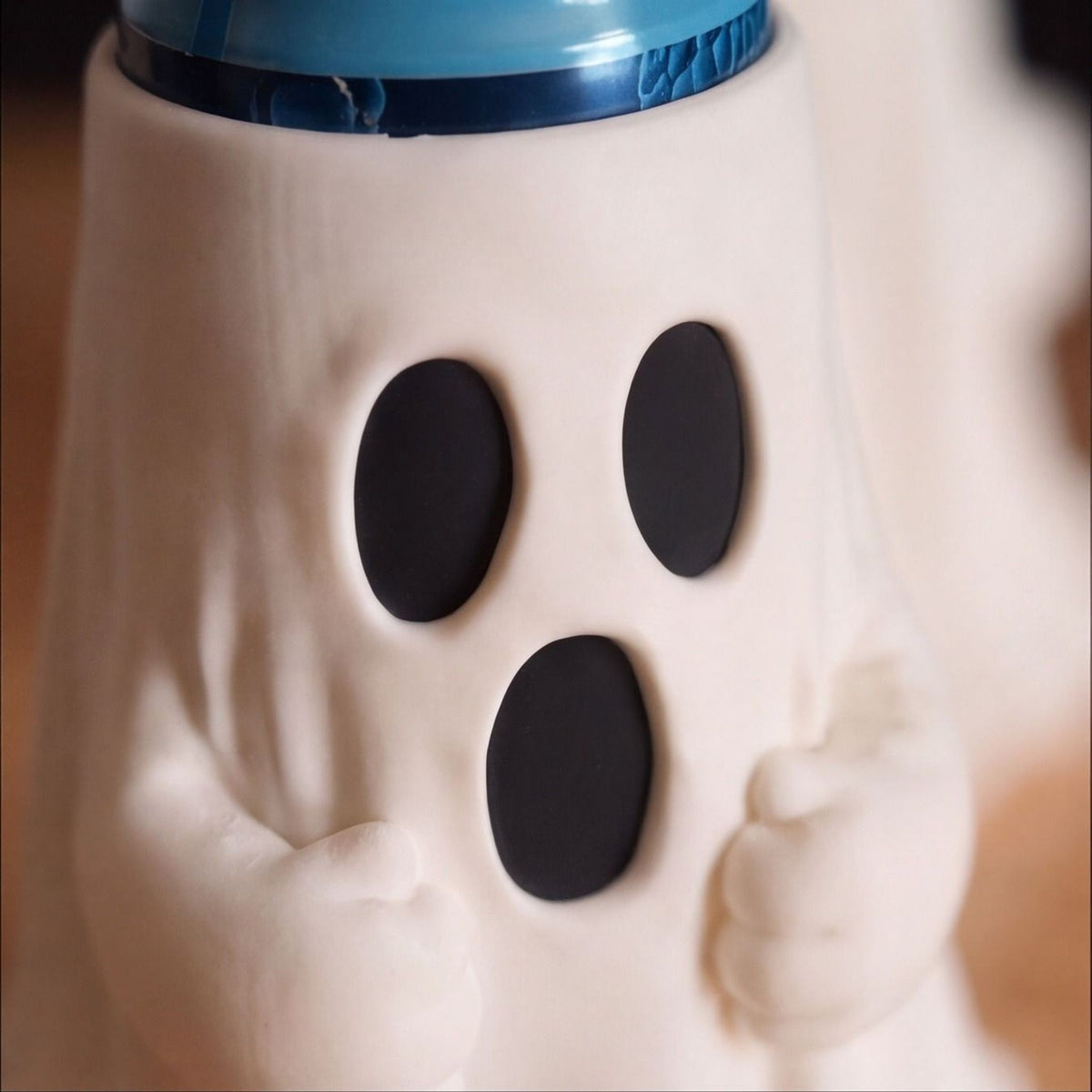 Ghost Buddy Can Holder – Spooky Boo-Inspired Drink Cooler