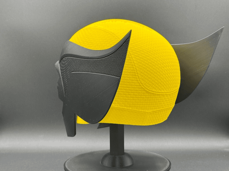 Wolverine-Inspired Fan Helmet – Deadpool & Wolverine Cosplay Mask