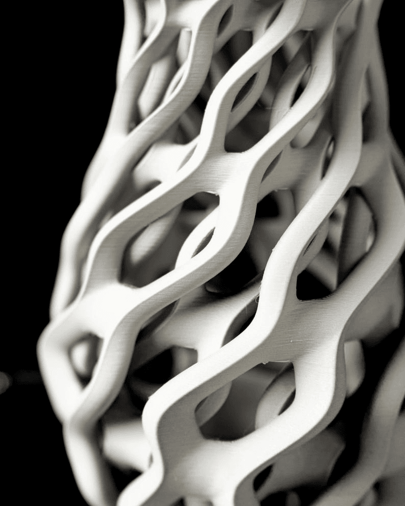 LEGO-Inspired Flow Lattice Vase for Artificial Flowers