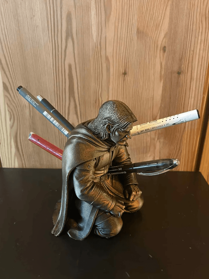 Boromir Inspired Fantasy Pen Holder | LOTR Fan Desk Organiser