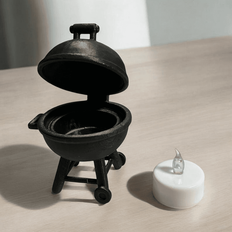 Mini BBQ Grill Tealight Holder – Novelty Desk Decor