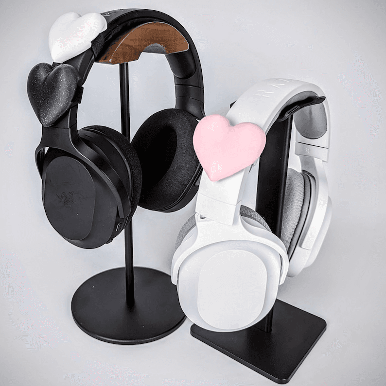 Cute Bear Figurine with Headphones & Satchel Bag