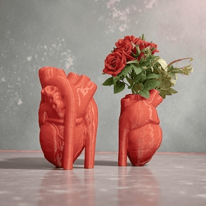 Anatomical Heart Vase – Gothic Home Decor Sculpture