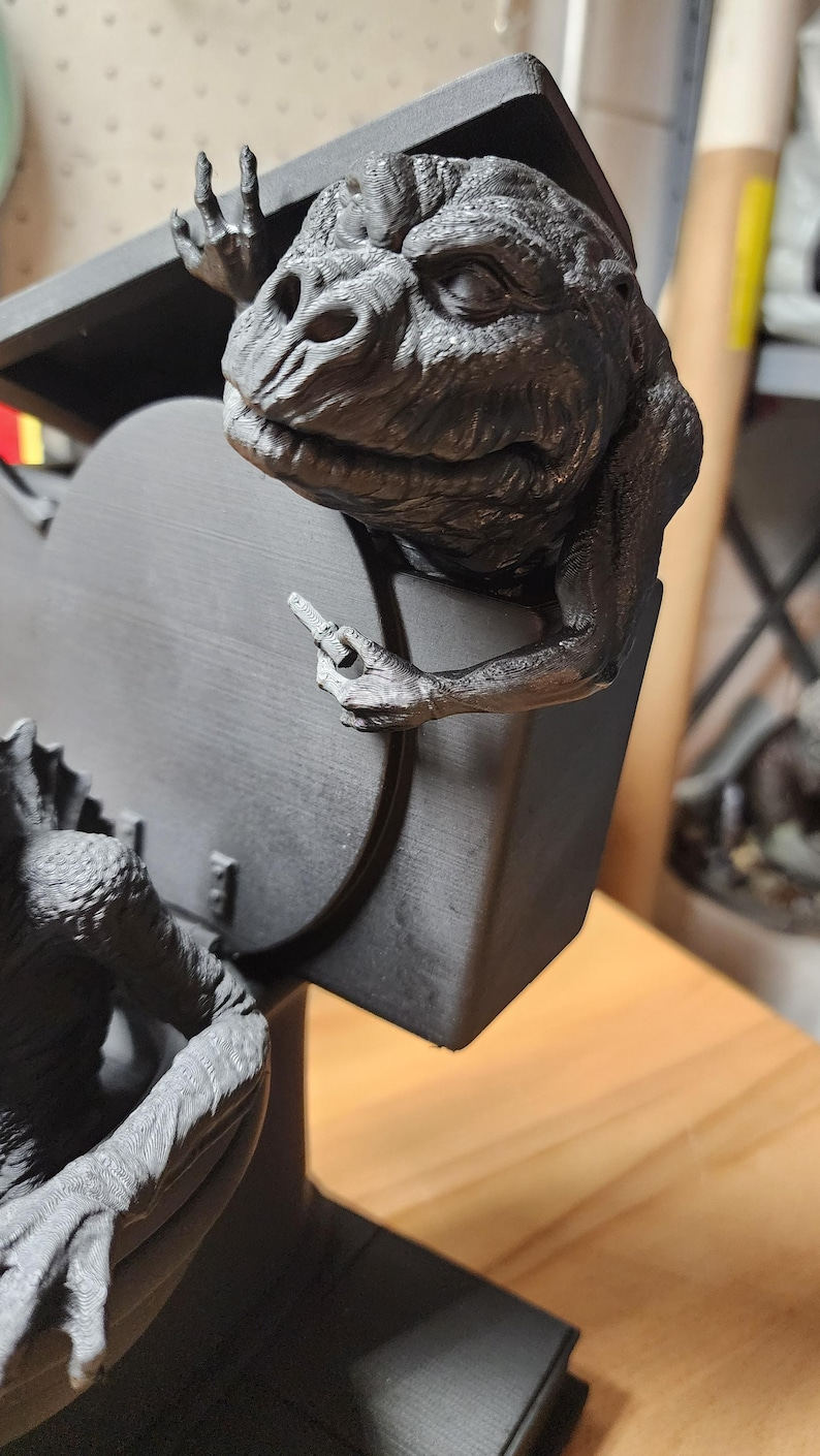 Ghoulies-Inspired Green Monster Statue | Horror Fan Figurine