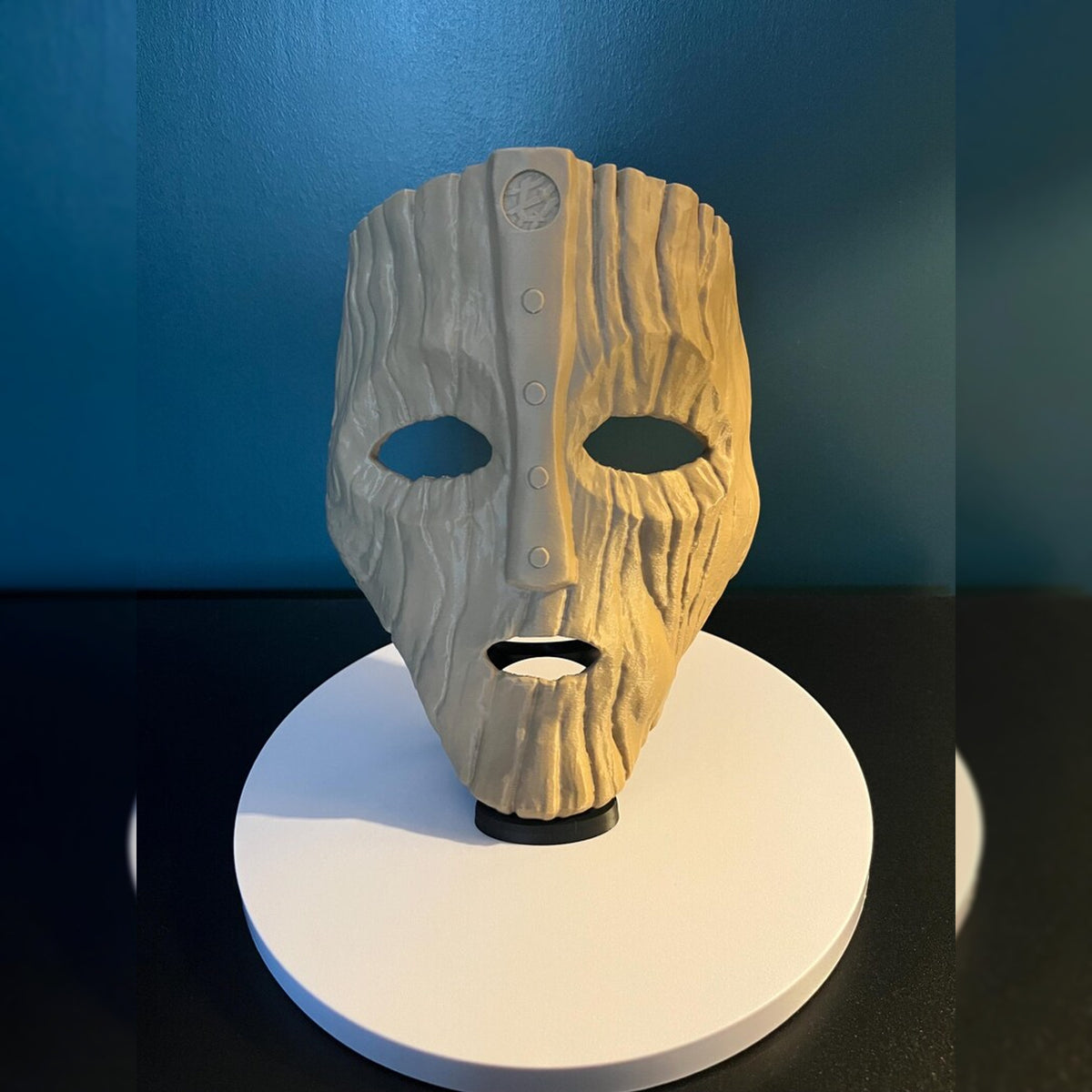 Loki Mask Inspired by The Mask – Cosplay Replica Prop