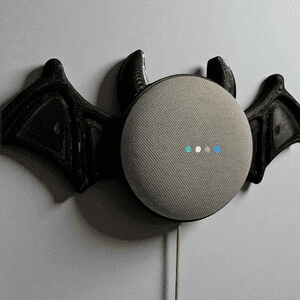 Bat Wing Nest Mini Wall Mount Holder – Gothic Halloween Stand