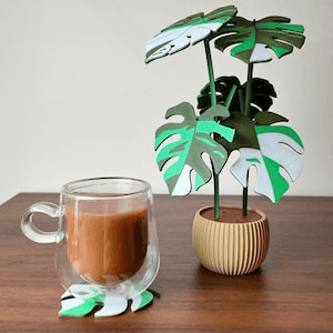 Monstera Leaf Coaster Set – Tropical Botanical Home Decor