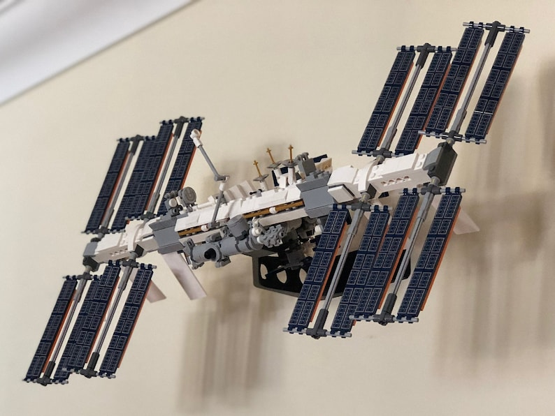 ISS Inspired Wall Mount for Space Station Models