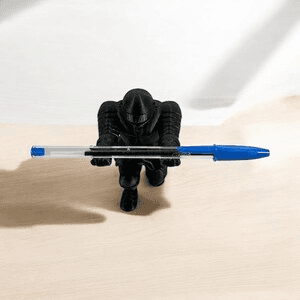 Medieval Knight Pen Holder – Armored Warrior Desk Decor