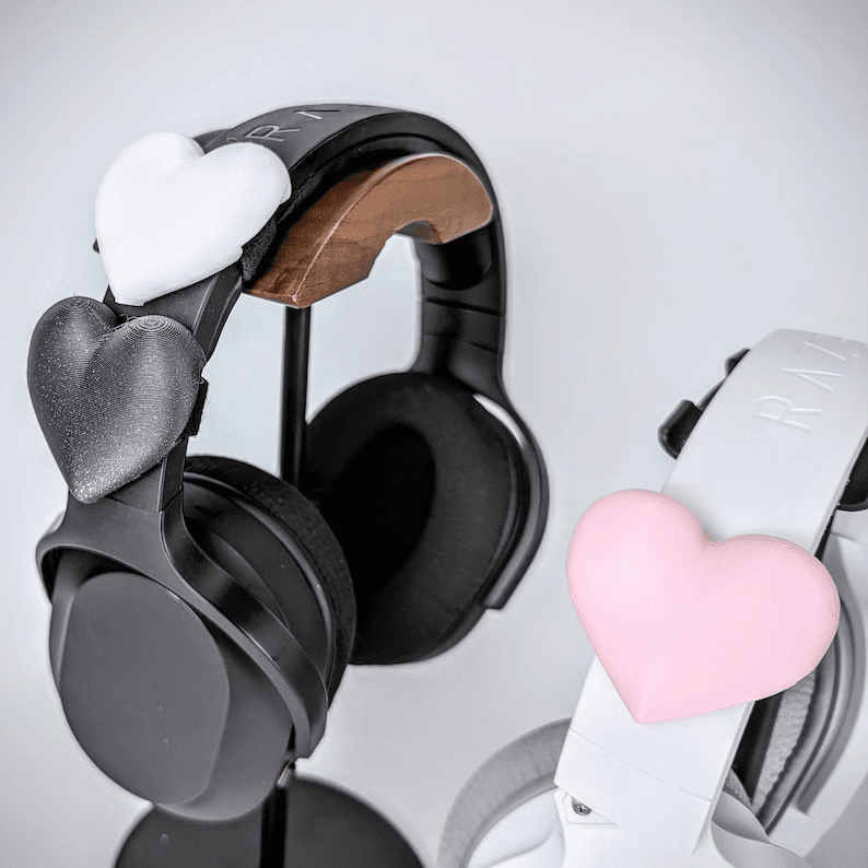 Cute Bear Figurine with Headphones & Satchel Bag