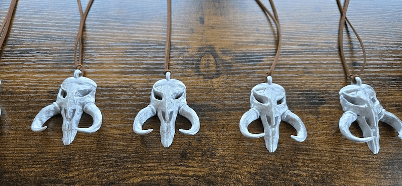 Mandalorian-Inspired Mythosaur Skull Fan Art Necklace