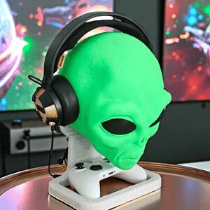Alien-Inspired AirPods Pro Case | Sci-Fi Gaming Novelty