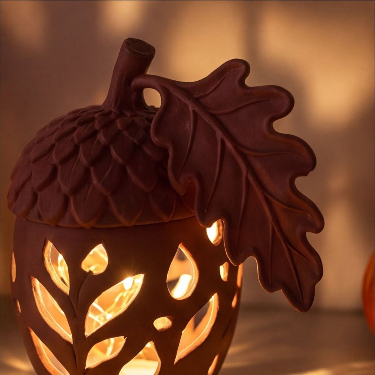 Acorn Lantern with Oak Leaf – Autumn LED Nature Light Decor