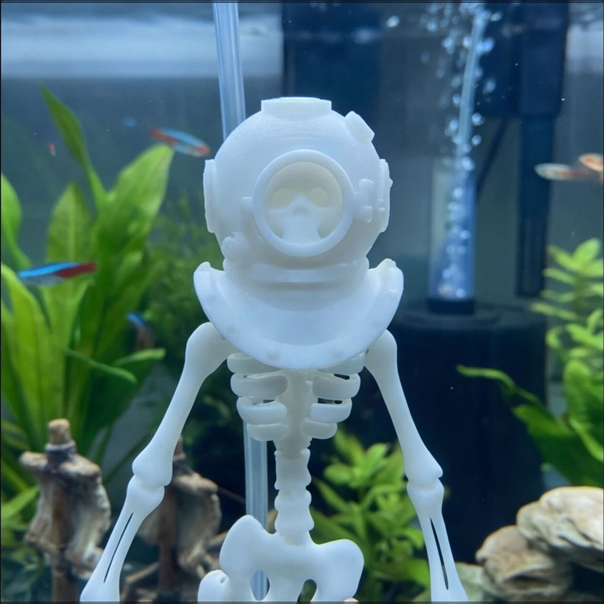 Skeleton Diver Aquarium Ornament – Fish Tank Decoration